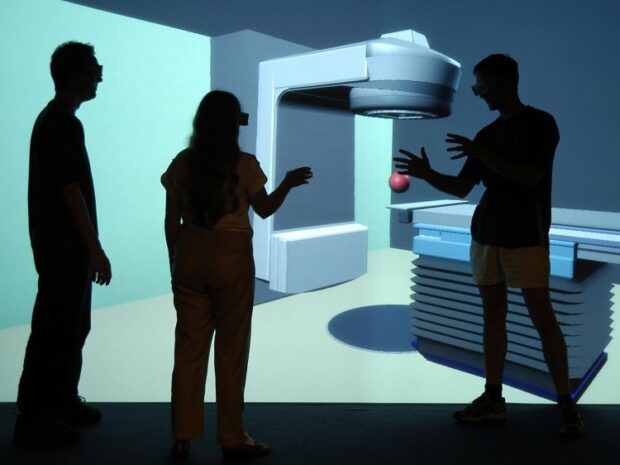 Medical diagnostic equipment training on a virtual reality video wall Mechdyne calls a powerwall